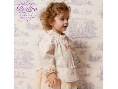 Bjallra  of Sweden (Швеция) нагрудник Bib Vintage girl 1